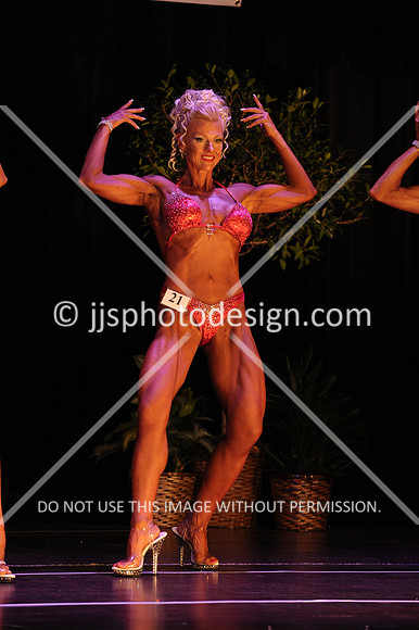 102817_WomFitBodyNovice-023