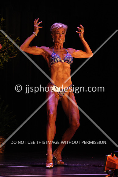 102817_WomFitBodyNovice-024