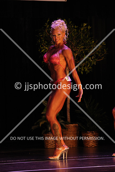 102817_WomFitBodyNovice-032