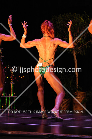 102817_WomFitBodyNovice-039