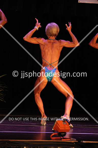102817_WomFitBodyNovice-043