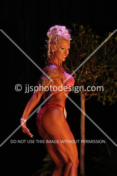 102817_WomFitBodyNovice-060
