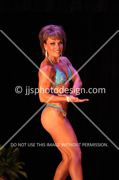 102817_WomFitBodyNovice-093
