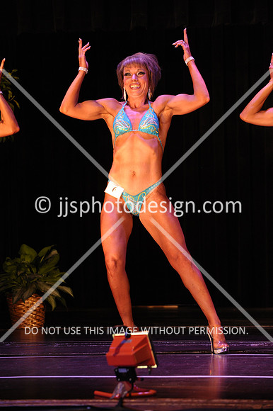102817_WomFitBodyNovice-136