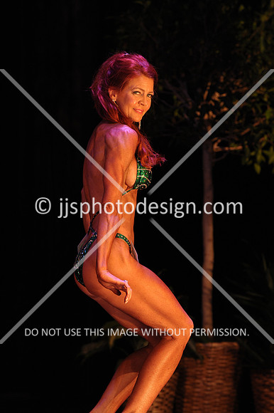 102817_WomFitBodyNovice-146