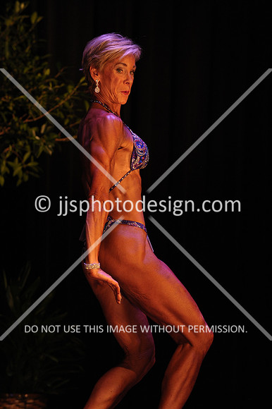 102817_WomFitBodyNovice-147