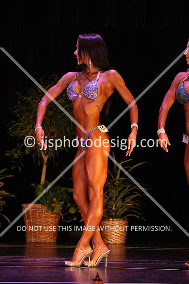 102817_WomFitBodyOpen-004