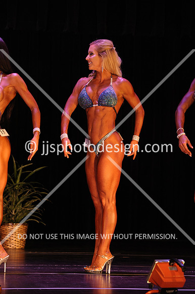 102817_WomFitBodyOpen-005