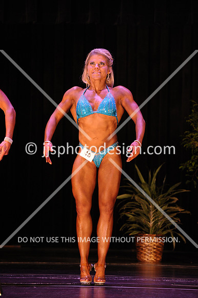 102817_WomFitBodyOpen-016