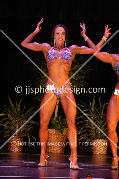 102817_WomFitBodyOpen-024