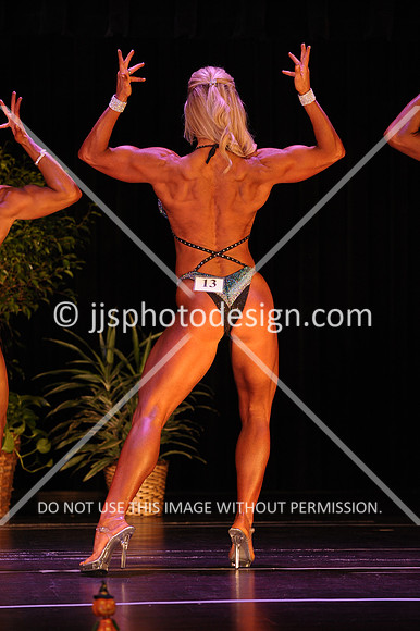 102817_WomFitBodyOpen-053