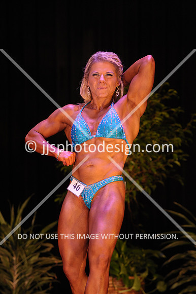 102817_WomFitBodyOpen-080