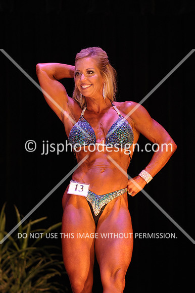 102817_WomFitBodyOpen-081