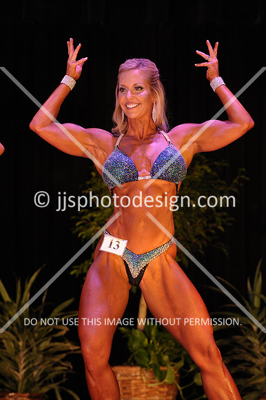 102817_WomFitBodyOpen-085