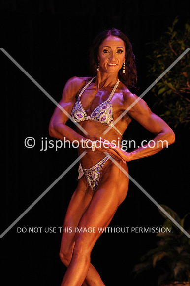 102817_WomFitBodyOpen-097