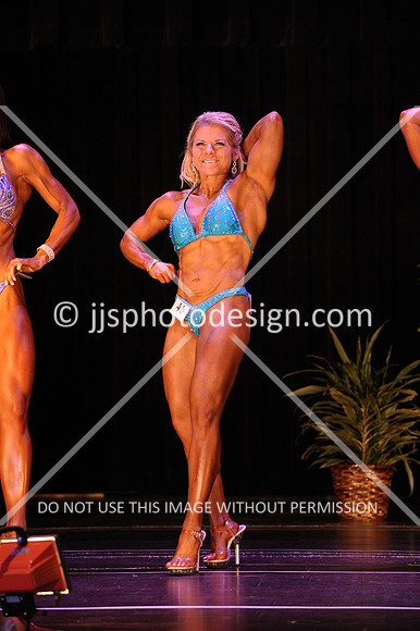 102817_WomFitBodyOpen-101