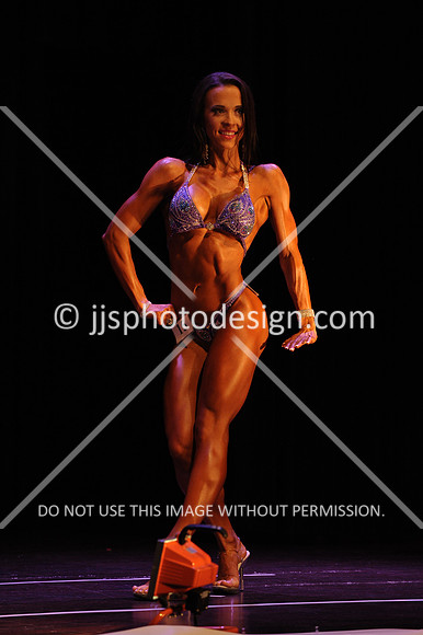 102817_WomFitBodyOpen-134