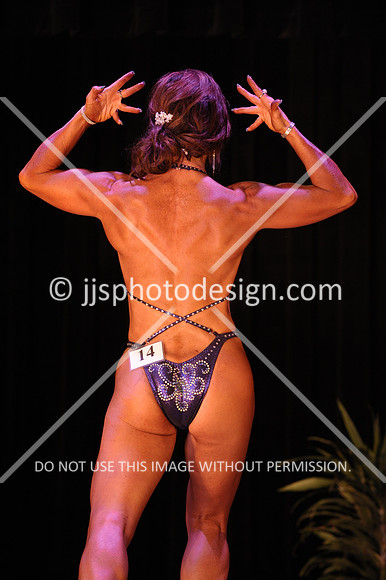 102817_WomFitBodyOpen-136