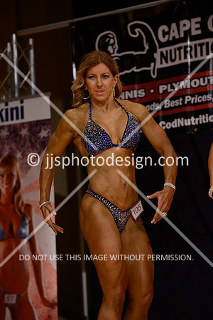 041914_Fig_Debut_A-30
