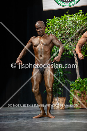 102718_Men_Mas_40-18