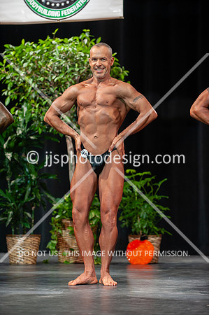 102718_Men_Mas_40-90