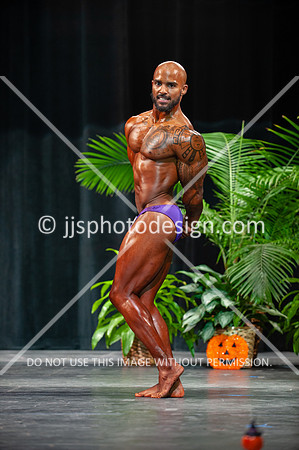 102718_Men_Nov-18