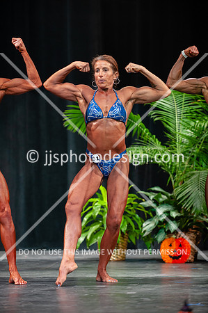 102718_Wom_Mas-009