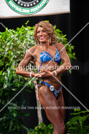 102718_Fitbody_Nov-25