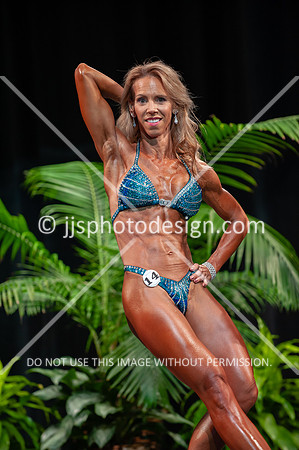 102718_Fitbody_Open-082