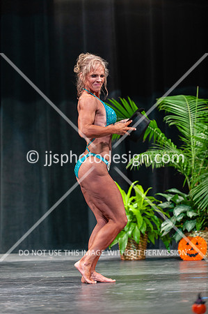 102718_Competitor_25-29