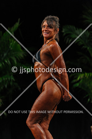 102719_Wom_BB_Nov-22