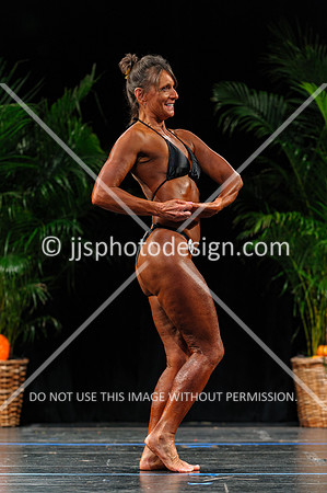 102719_Wom_BB_Nov-30