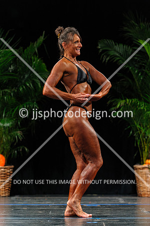 102719_Wom_BB_Nov-31