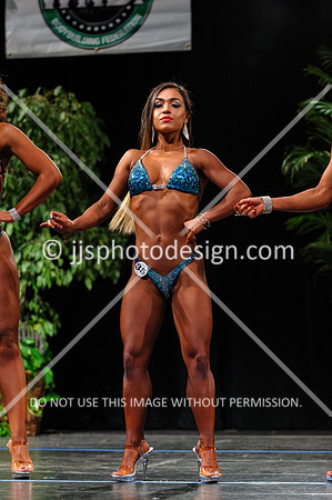 102719_Feminine_Phys_Open-008
