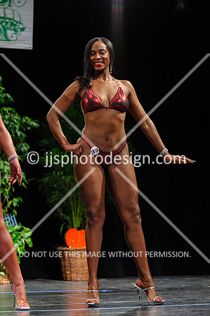 102719_Feminine_Phys_Open-013