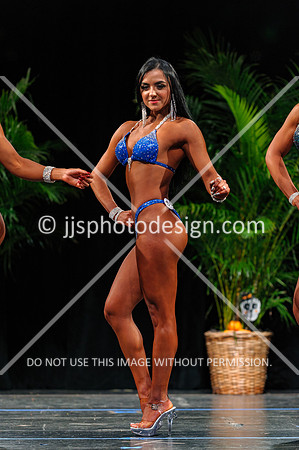102719_Feminine_Phys_Open-017