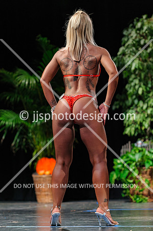 102719_Feminine_Phys_Open-021