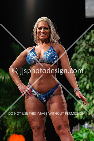 102719_Feminine_Phys_Open-039