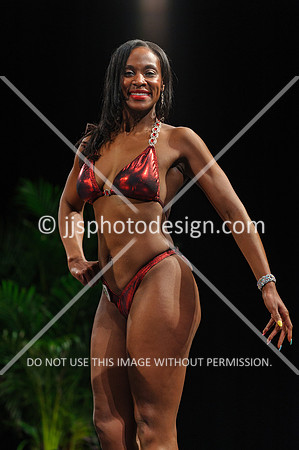 102719_Feminine_Phys_Open-047