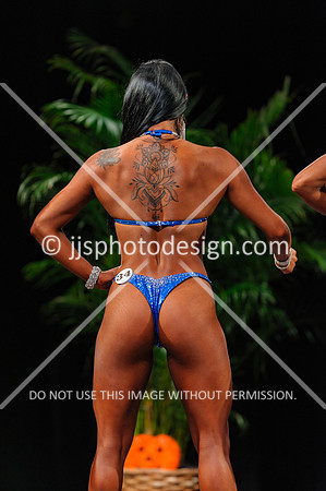 102719_Feminine_Phys_Open-050
