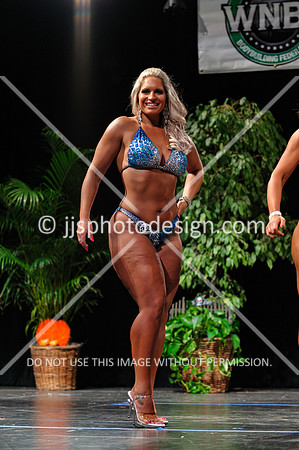 102719_Feminine_Phys_Open-054