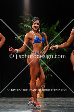 102719_Feminine_Phys_Open-056