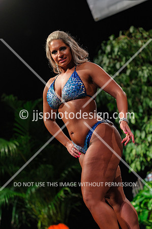 102719_Feminine_Phys_Open-063