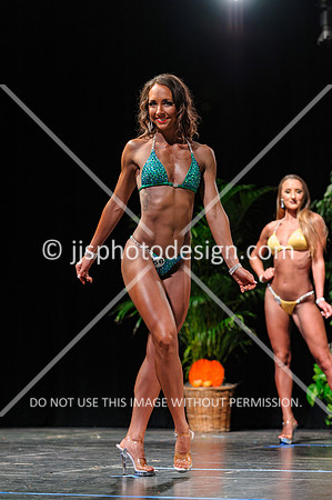 102719_Bik_Nov_Tall-150