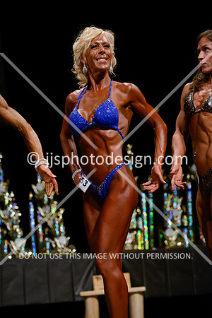 041214_Fig_Nov_Short-112