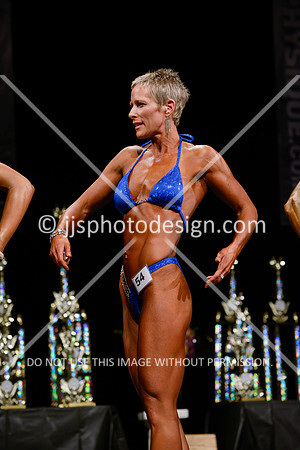 041214_Fig_Nov_Tall-218