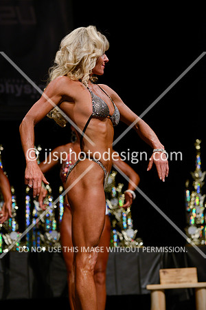 041214_Fig_Nov_Short-51