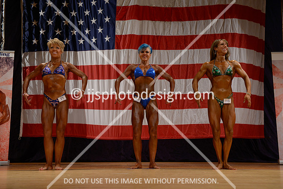 041914_Wom_Physique-1