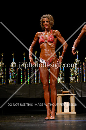 041214_Fig_Nov_Tall-91