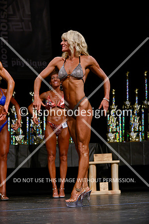 041214_Fig_Nov_Short-40